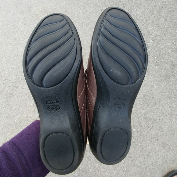 Clarks Leather Showstopper Velcro Loafer Size 9M - Picture 5 of 8